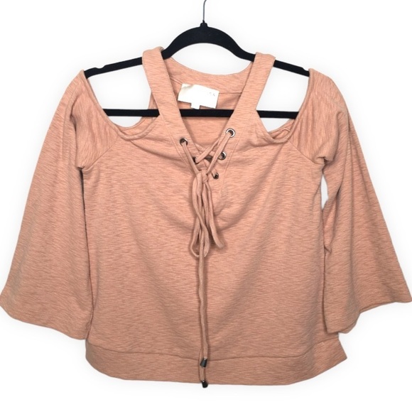 J.O.A. Off Shoulder Peach Top Lace Up Front - Picture 5 of 12